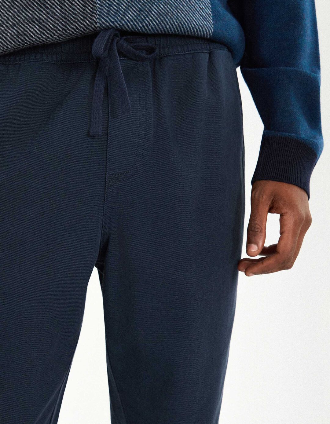 Calças 'Relaxed Fit', Homem, Castanho