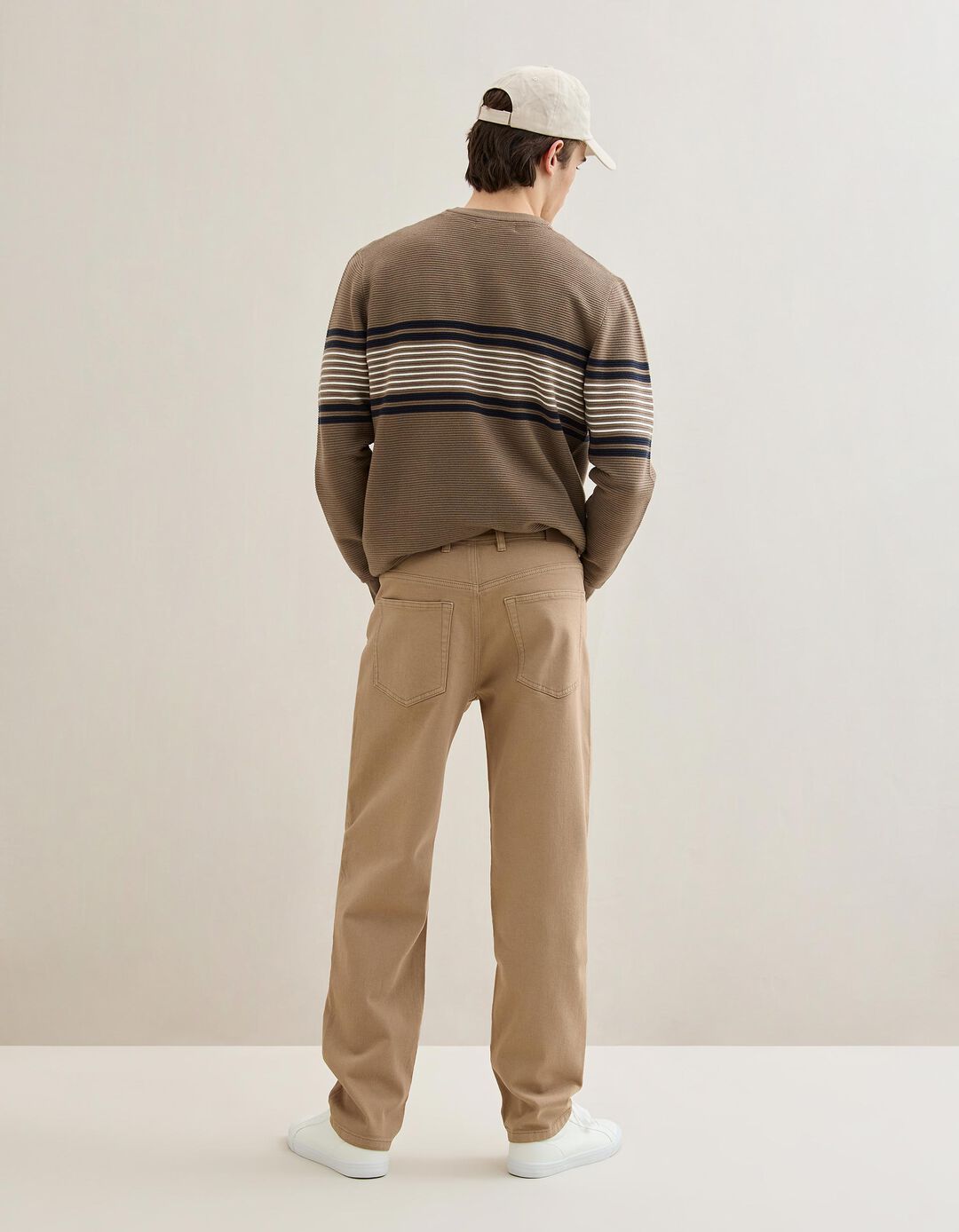 Cal&ccedil;as 'Tapered Fit', Homem, Castanho