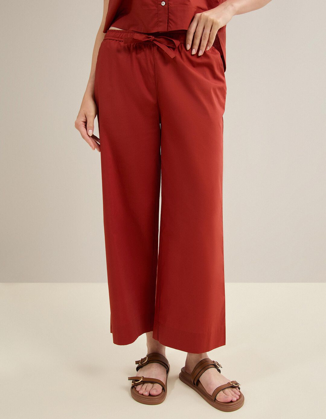 Cal&ccedil;as, Mulher, Vermelho