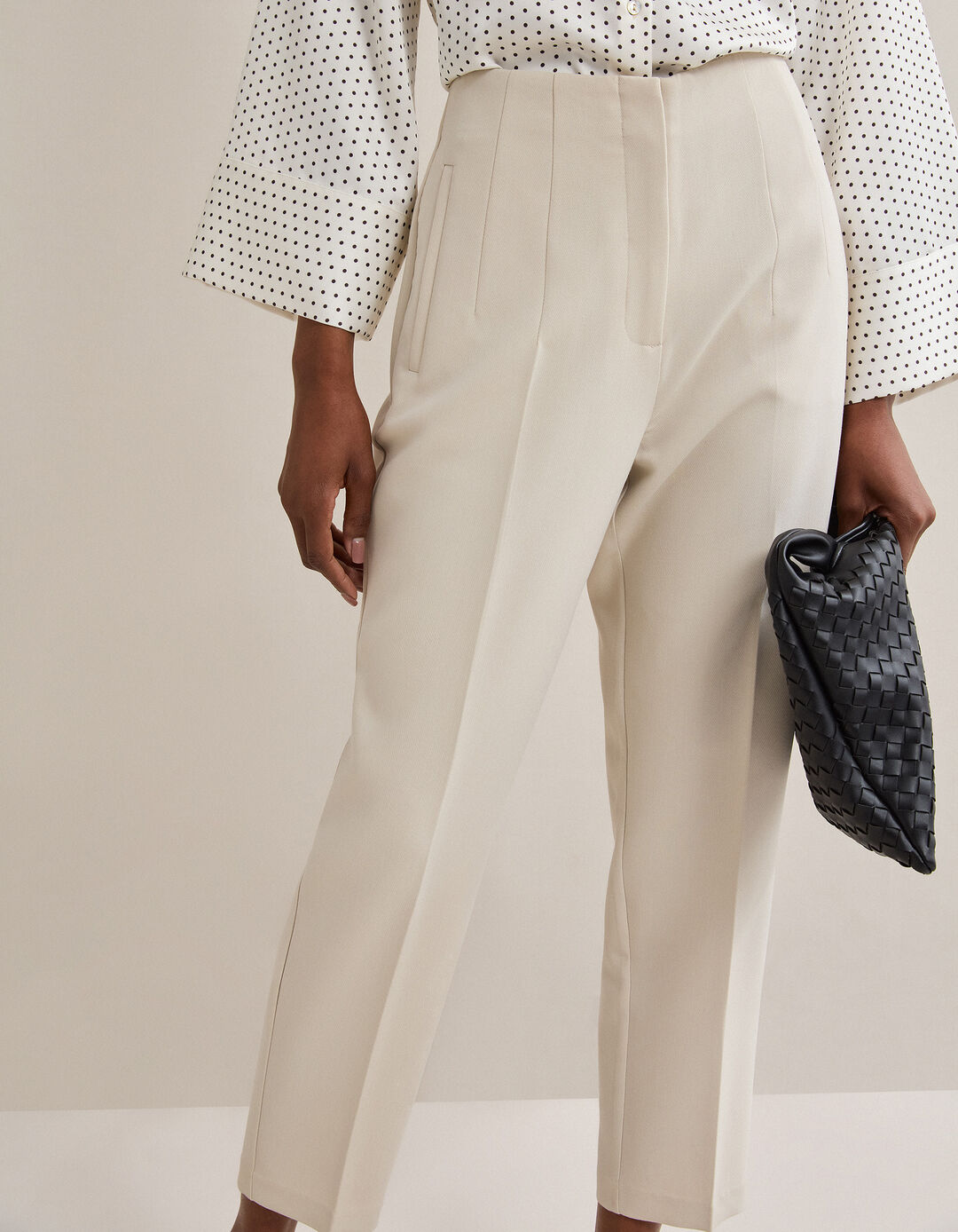 Cal&ccedil;as Cinta Subida, Mulher, Bege