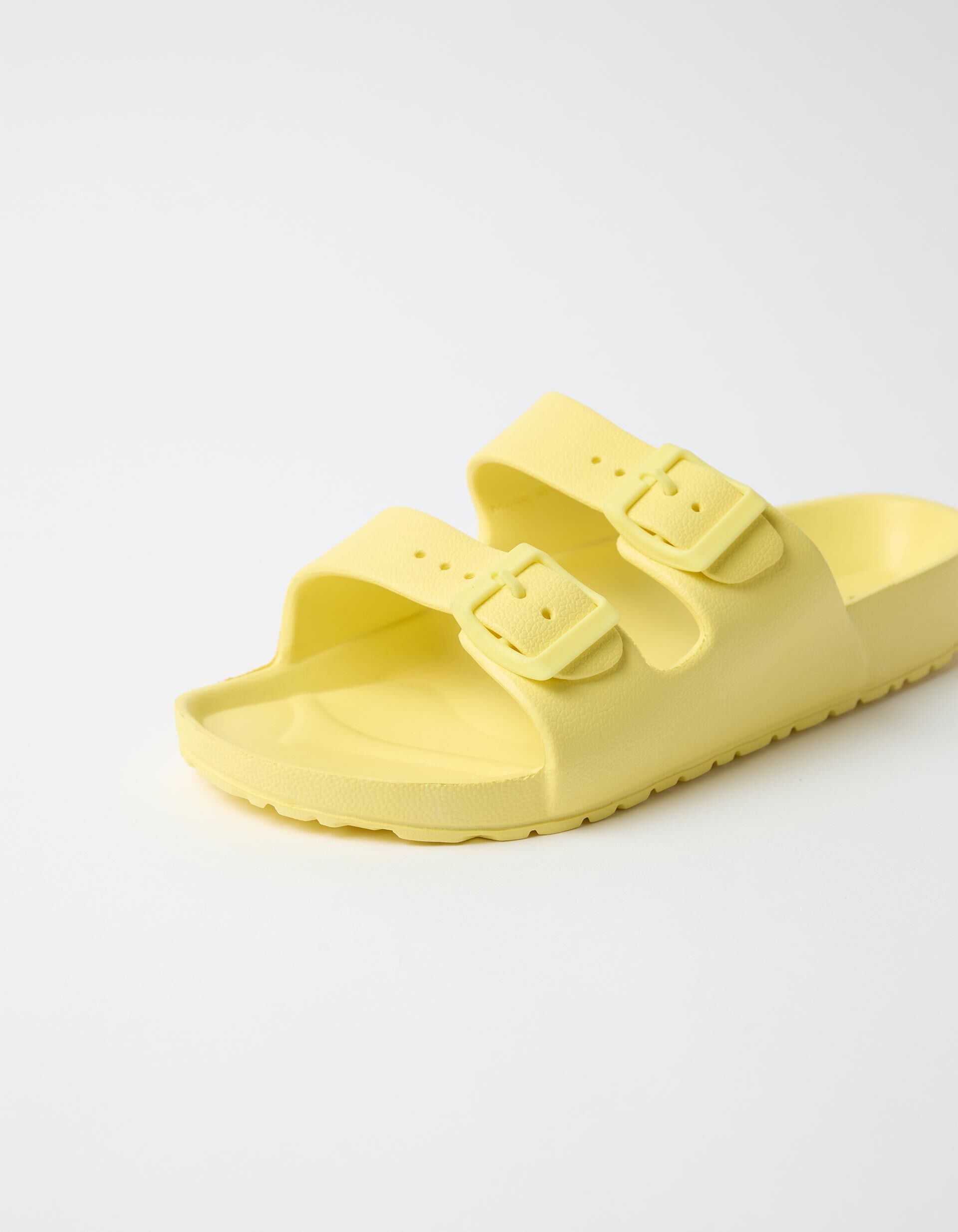 Comprar Online Sand&aacute;lias, Mulher, Amarelo Claro