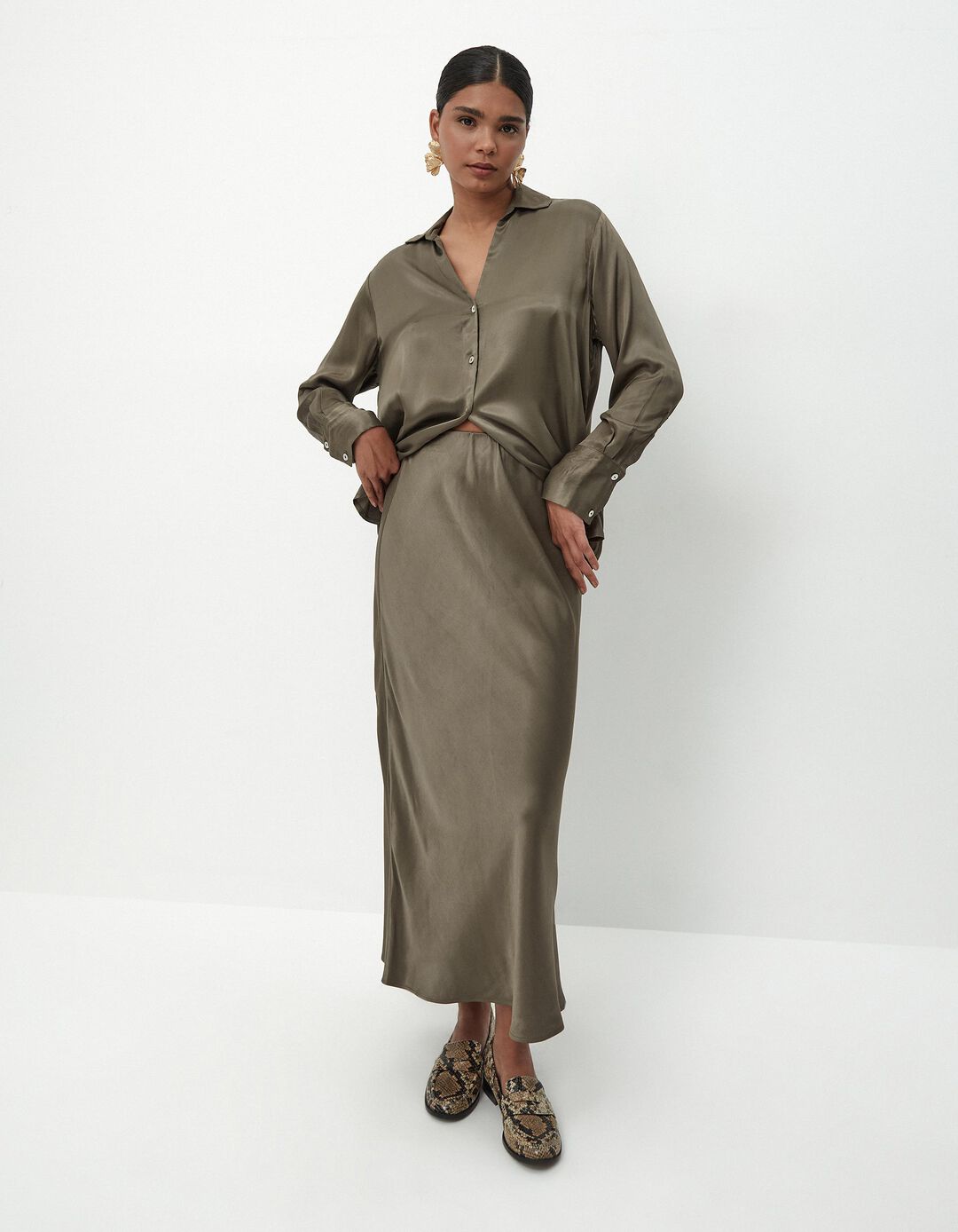 Saia Comprida Acetinada, Mulher, Verde