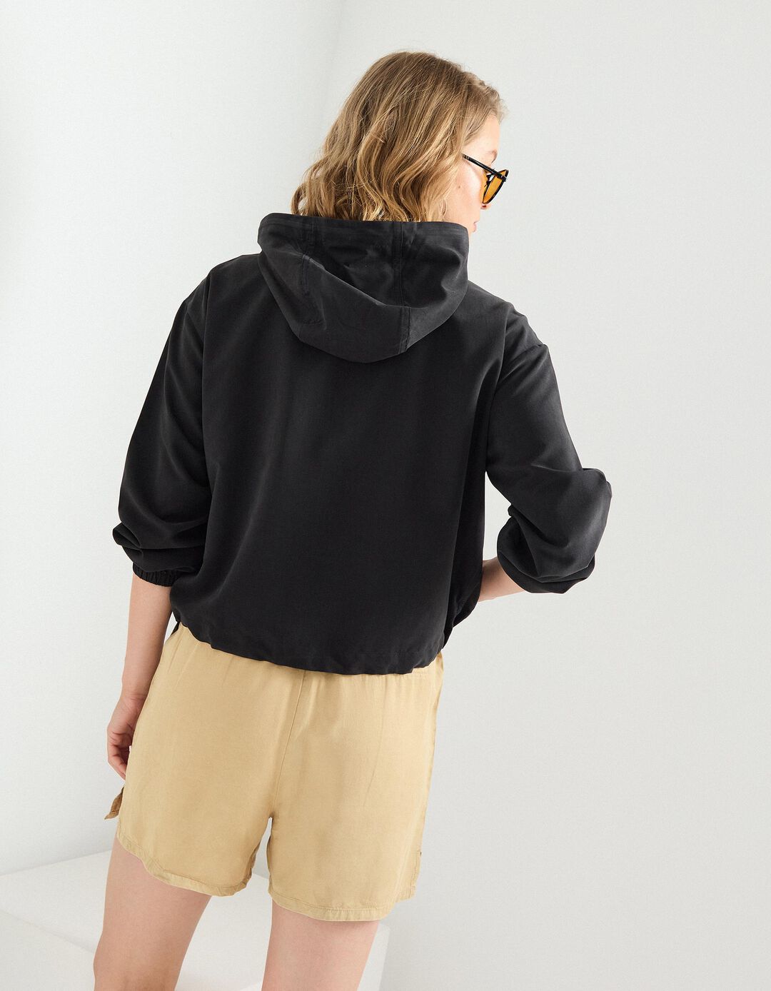 Parka com Capuz, Mulher, Preto