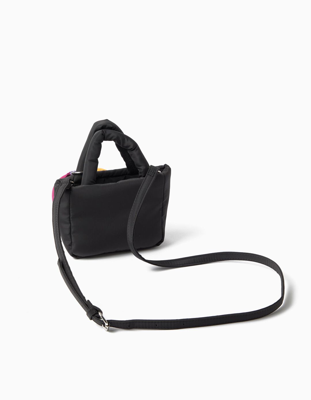 Mala Nylon, Menina, Preto