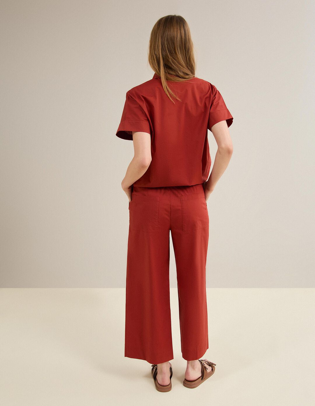 Cal&ccedil;as, Mulher, Vermelho