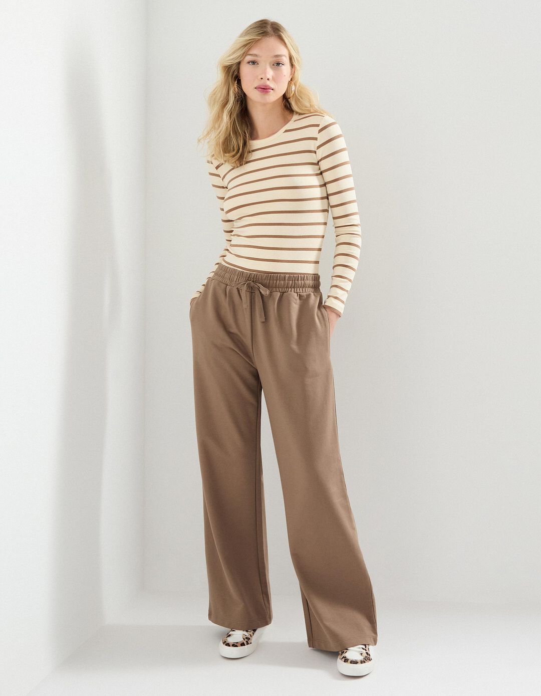 Calças Joggers Wide Leg, Mulher, Bege Escuro