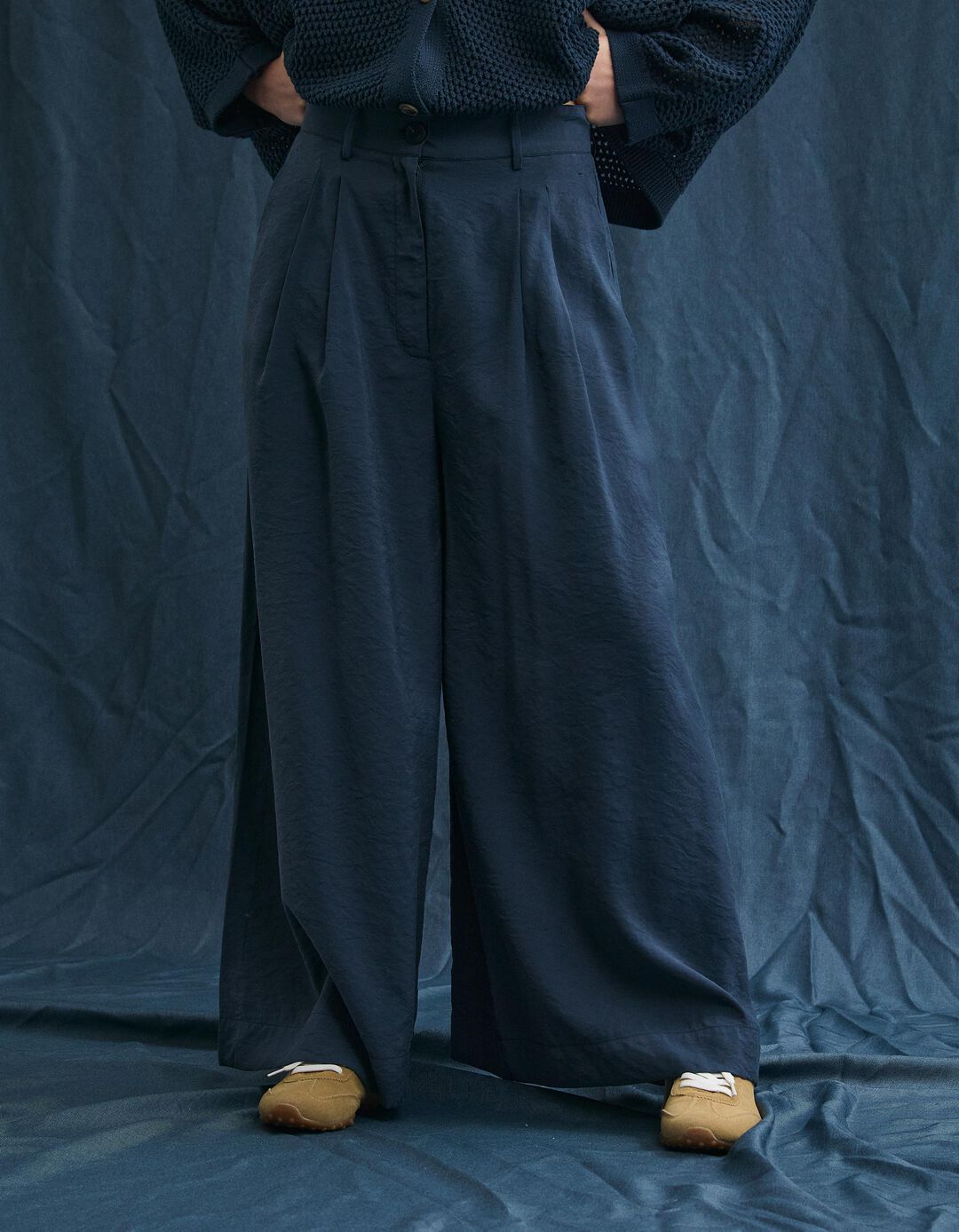 Cal&ccedil;as, Mulher, Azul