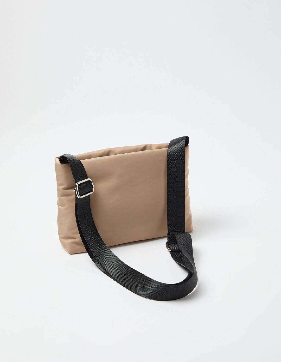 Mala Tiracolo, Mulher, Bege