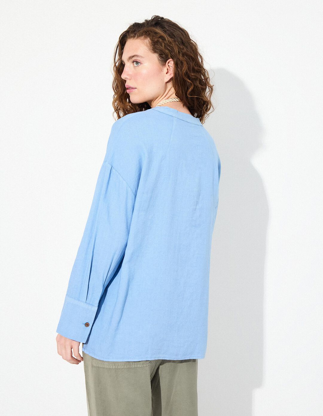 Blusa com Linho, Mulher, Azul
