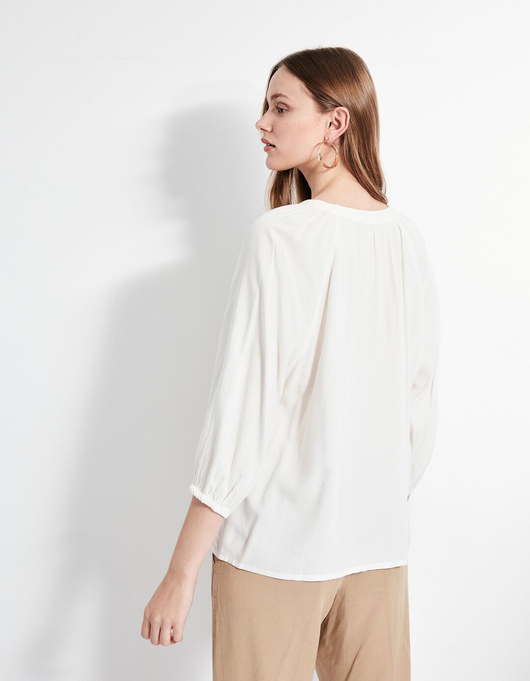 Blusa Decote em V, Mulher, Bege Claro 
