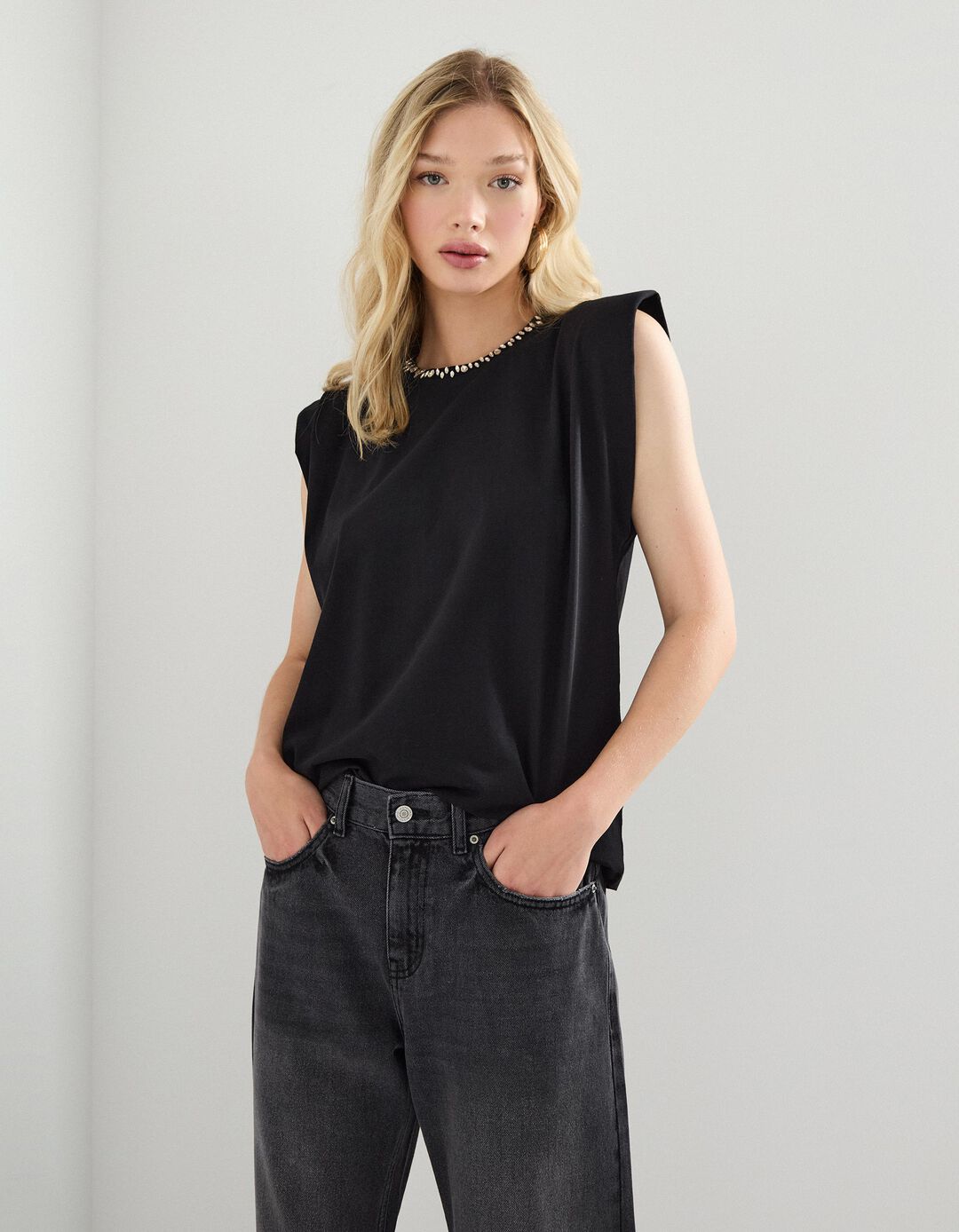 T-shirt sem Mangas, Mulher, Preto
