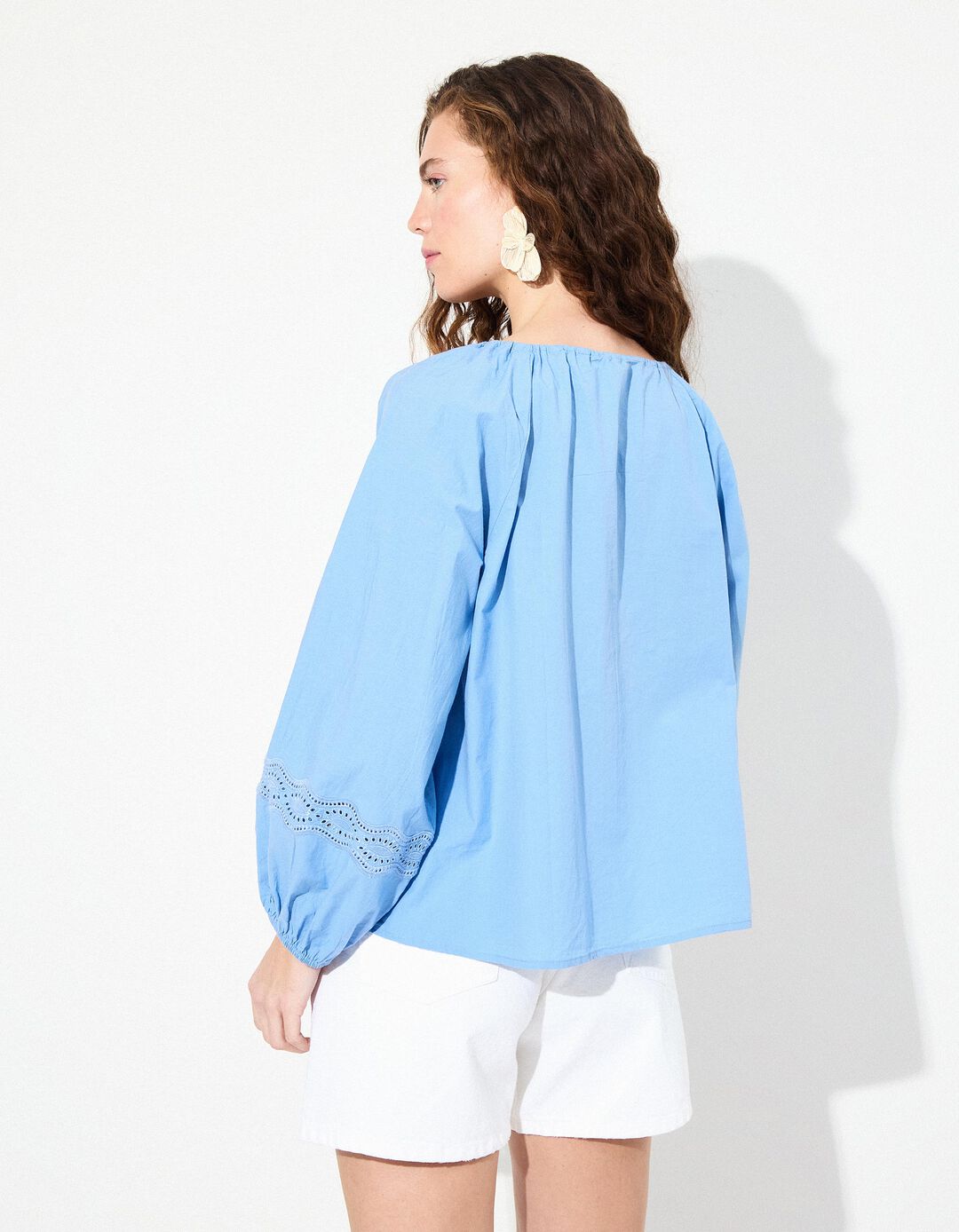 Blusa com Bordados, Mulher, Azul