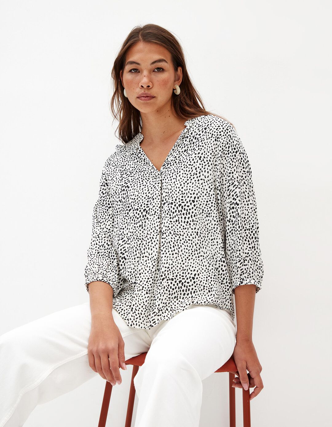 Blusa Estampada Decote em V, Mulher, Preto