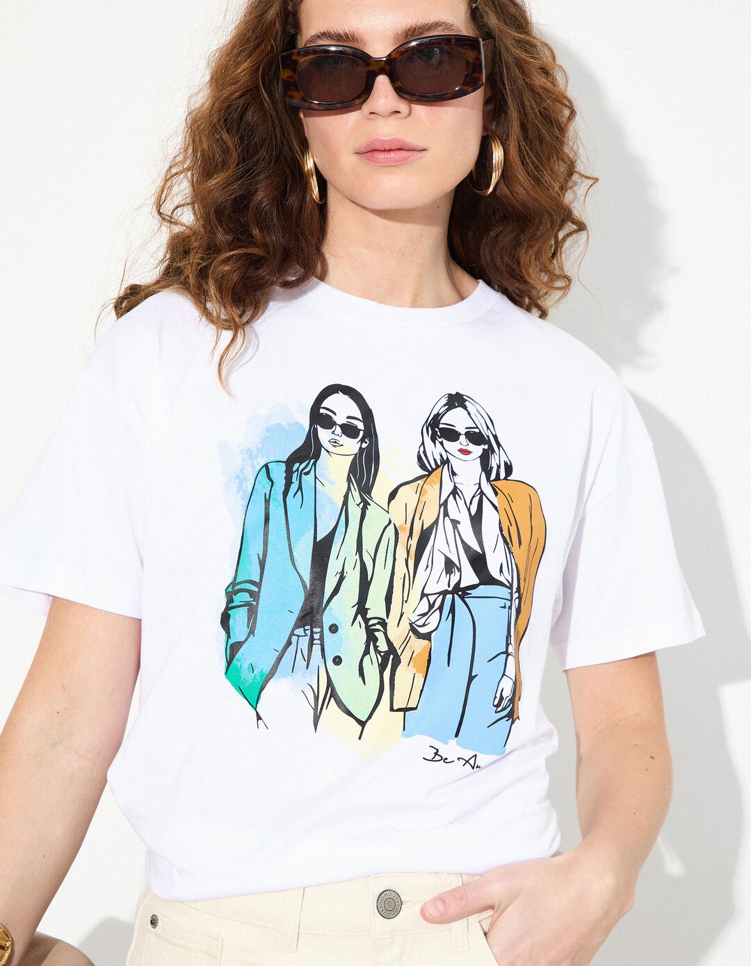 T-shirt com Ilustração, Mulher, Branco