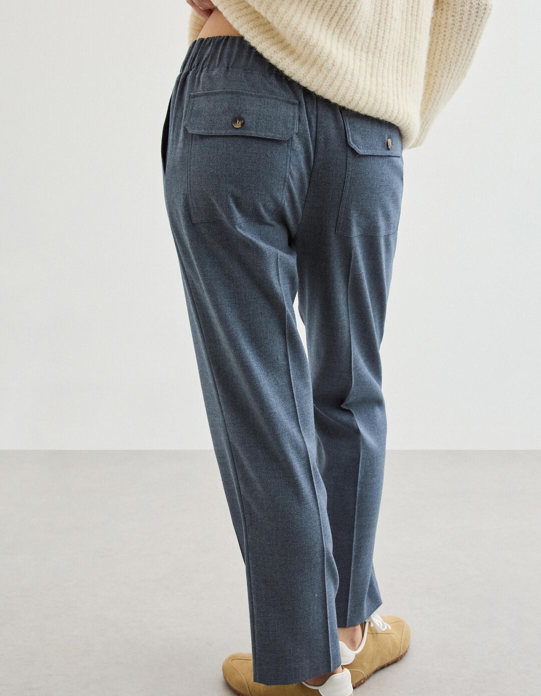 Cal&ccedil;as, Mulher, Azul