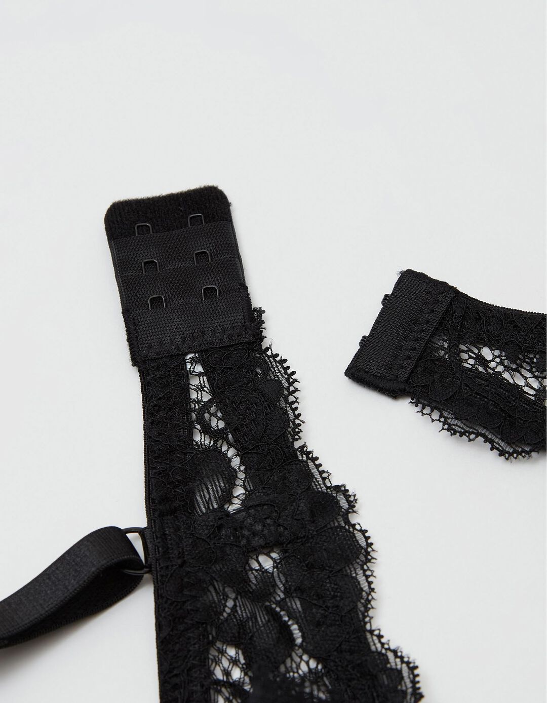 Soutien com Renda, Preto