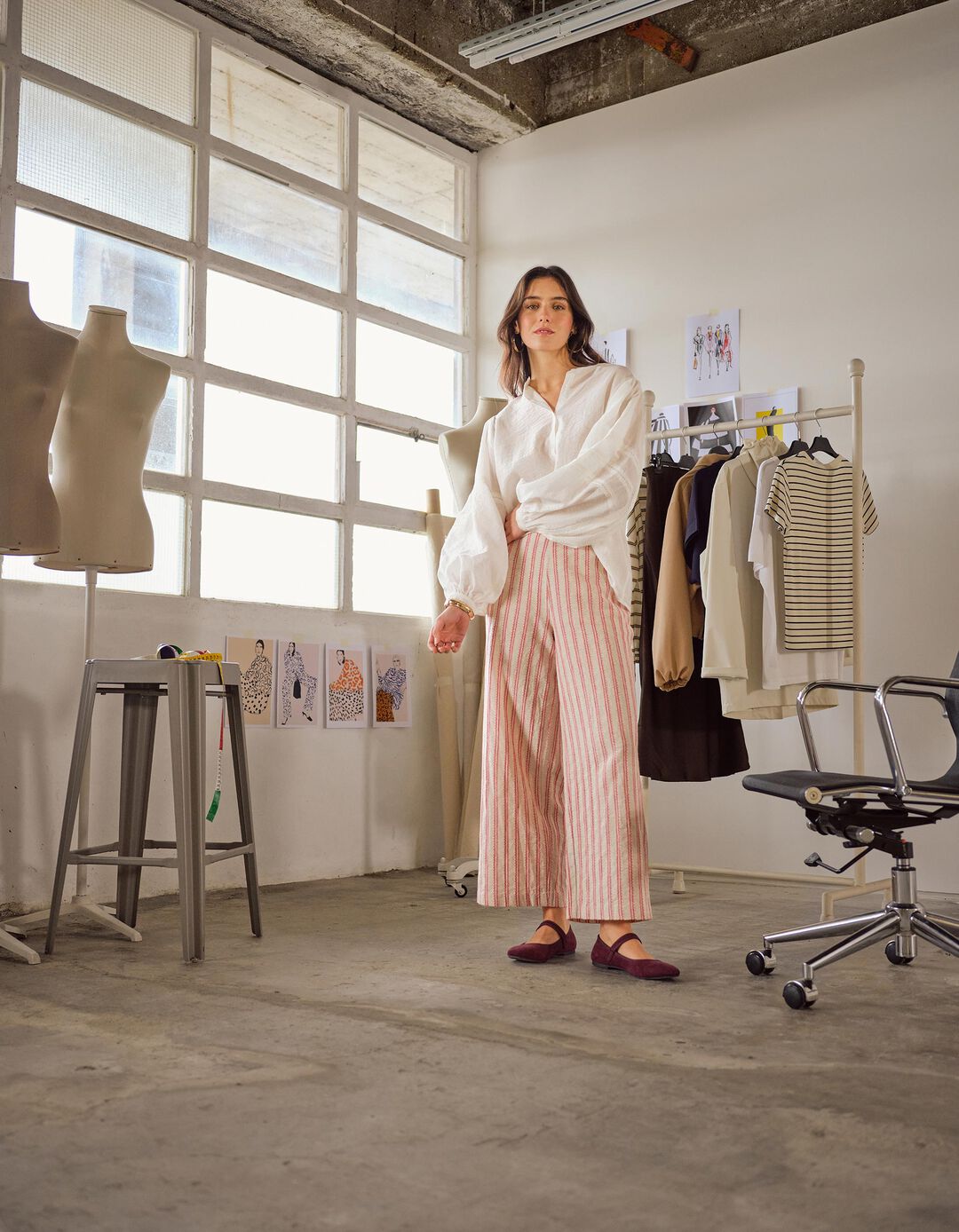 Cal&ccedil;as com Bordados, Mulher, Bege