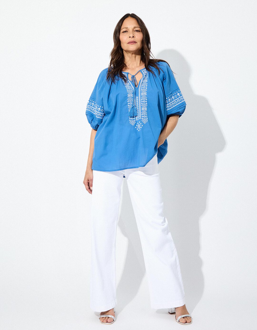 Blusa com Bordados, Mulher, Azul