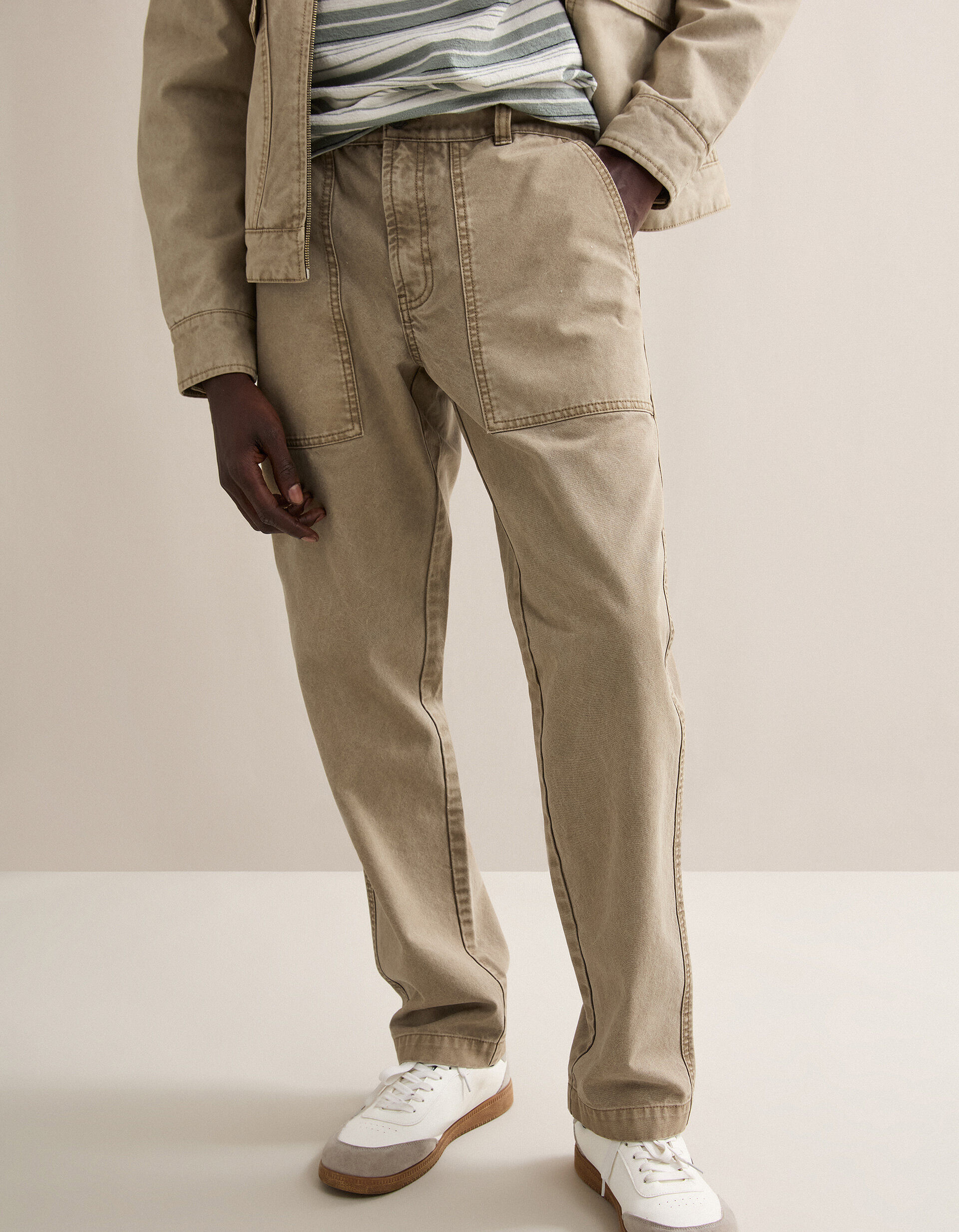 Comprar Online Cal&ccedil;as Canvas, Homem, Bege