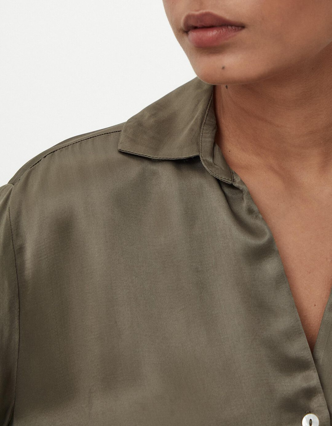 Blusa Acetinada, Mulher, Verde