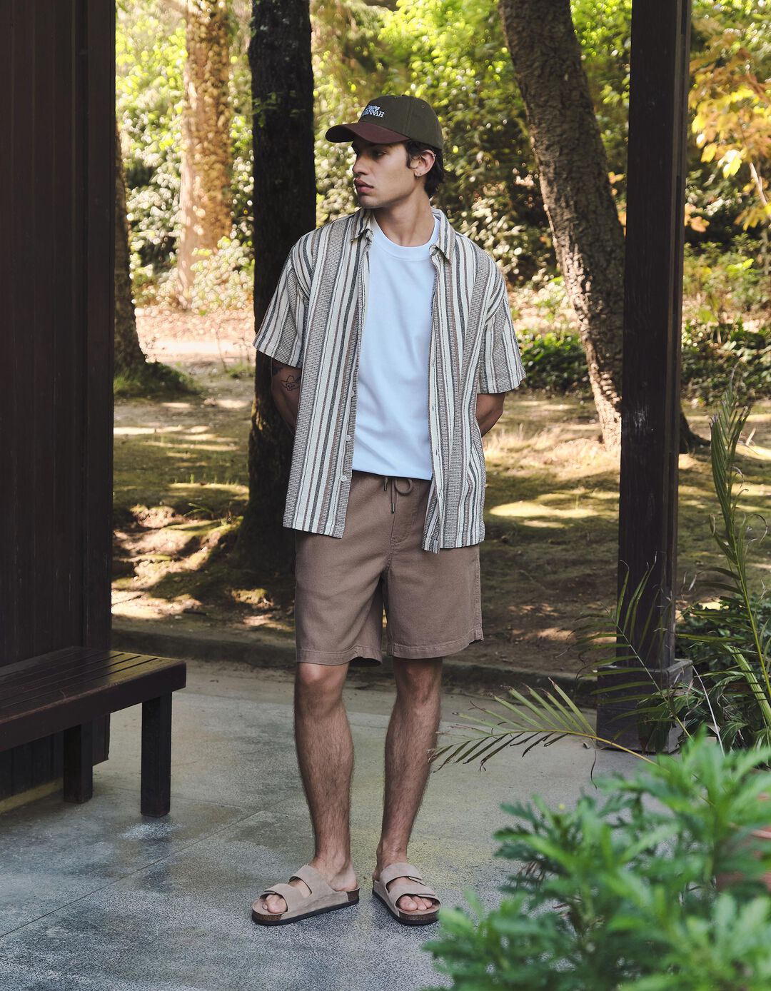 Cal&ccedil;&otilde;es com Linho, Homem, Castanho