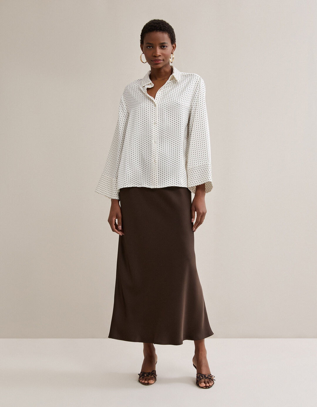 Camisa Acetinada, Mulher, Bege